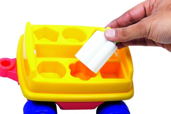 Giggles - Dairy Daisy, Shape Sorting Pull Along Toy, Features Shapes, Rattling Sound, Colours, 6 Months & Above, Infant and Preschool Toys - Image 11