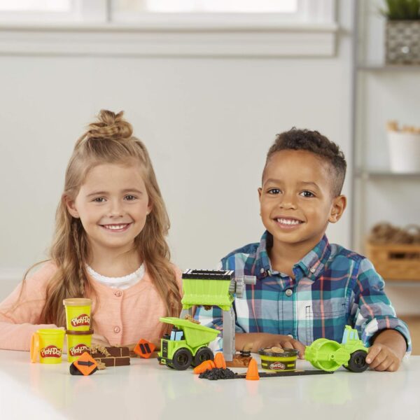 Play-Doh Wheels Gravel Yard Construction Toy With Non-Toxic Pavement Buildin' Compound Plus 3 Additional Colors,Multicolor - Image 5